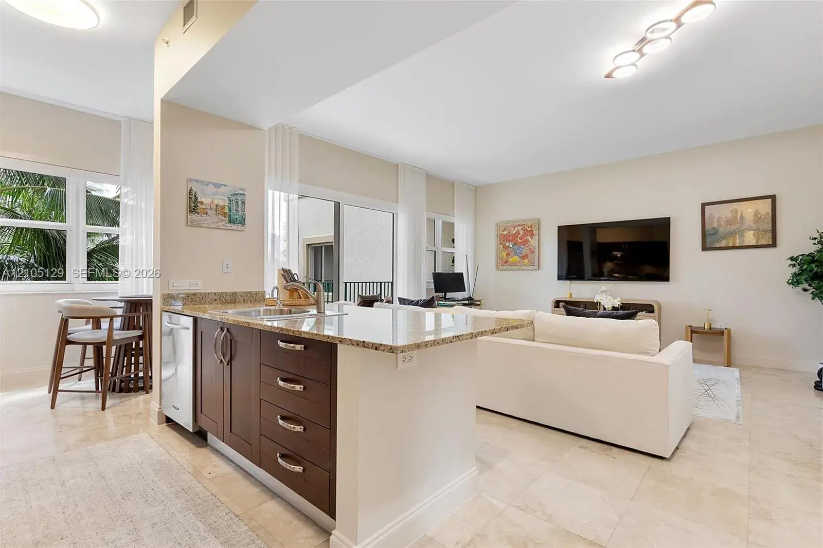 20000 E Country Club Dr # 401, Aventura FL 33180