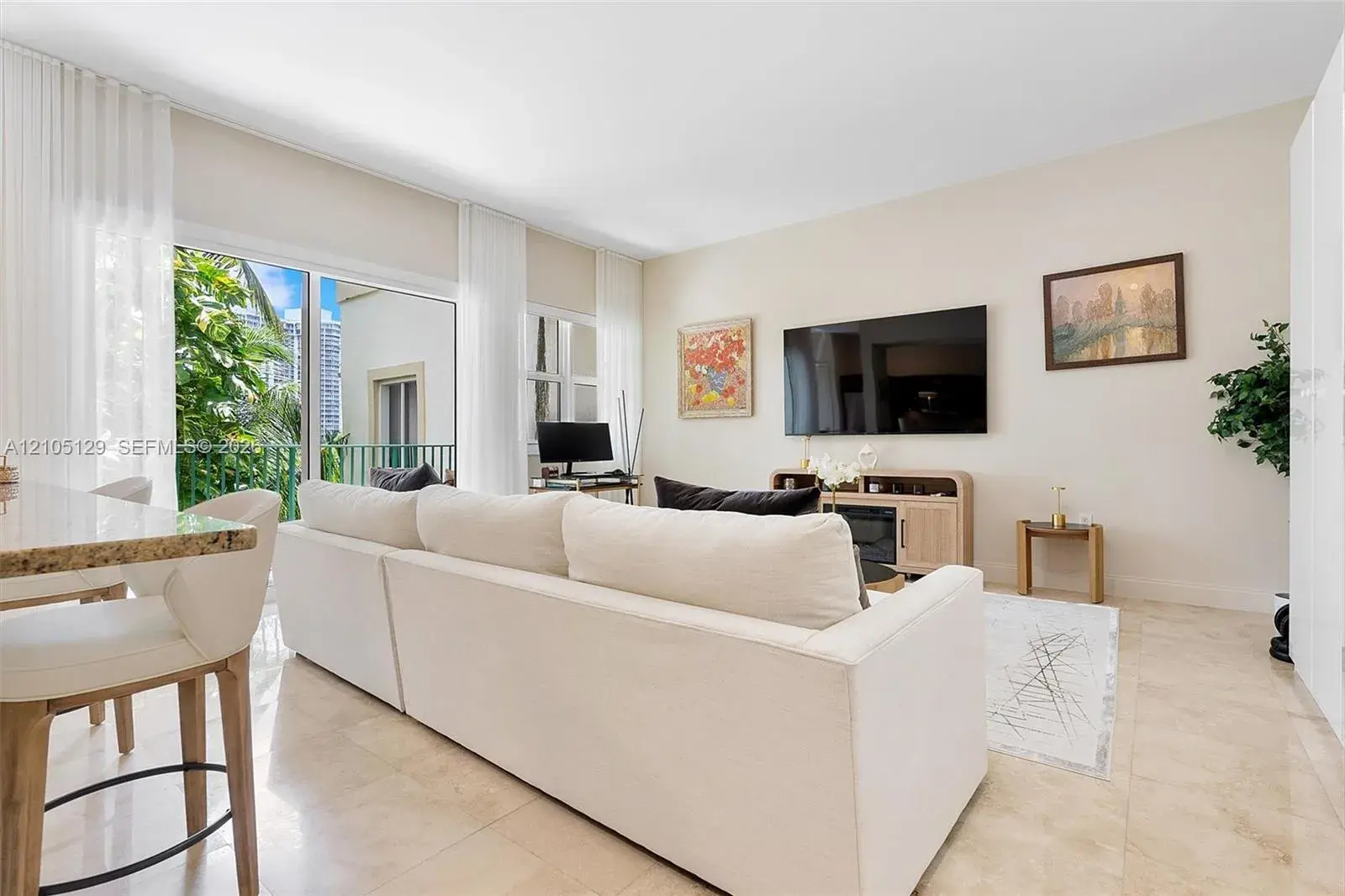 20000 E Country Club Dr # 401, Aventura FL 33180
