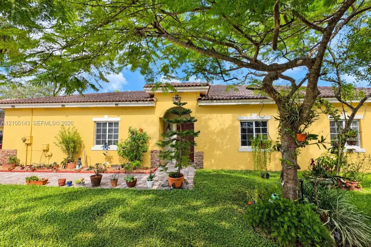 3344 NE 11th Dr, Homestead FL 33033