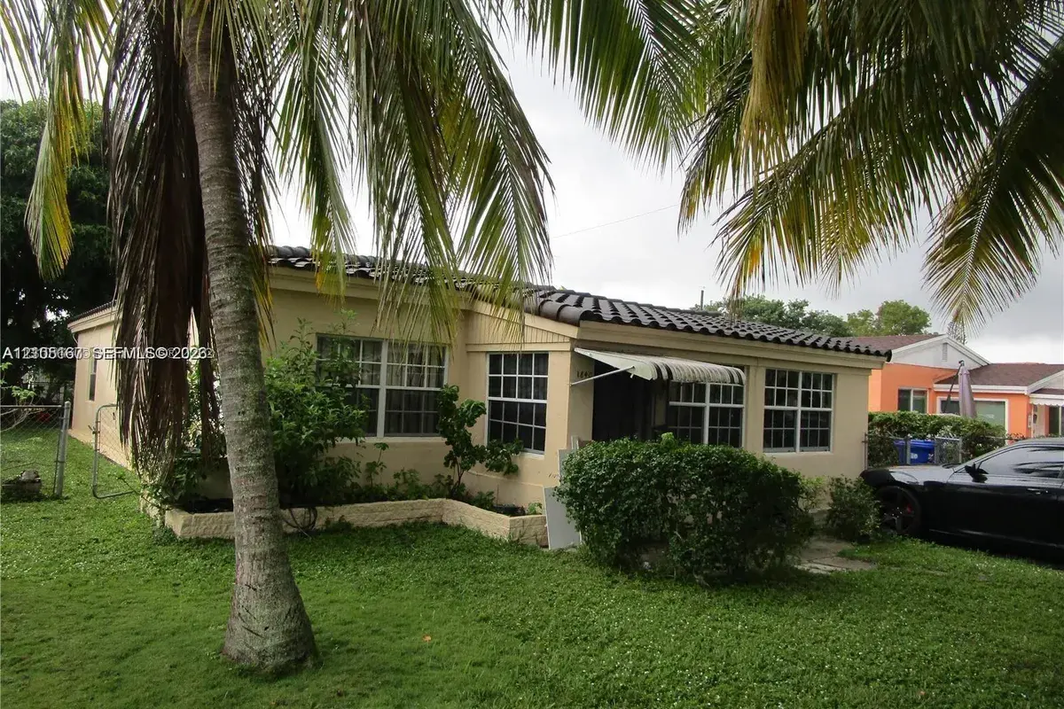 1840 NE 174th St, North Miami Beach FL 33162