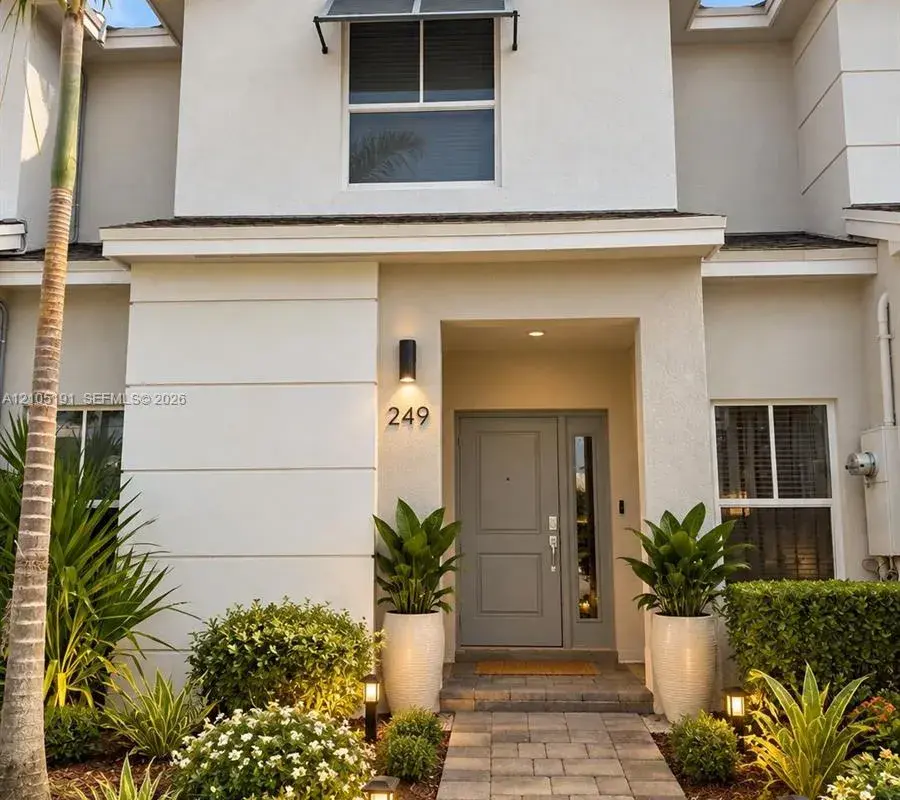 249 NE 3rd Ct, Florida City FL 33034