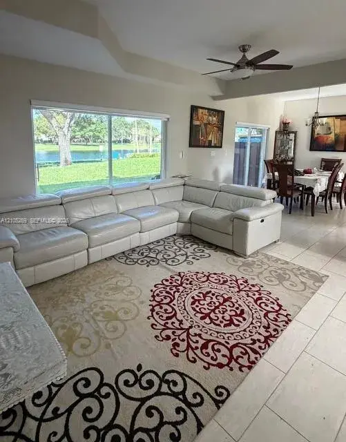 14911 SW 114th Ter, Miami FL 33196