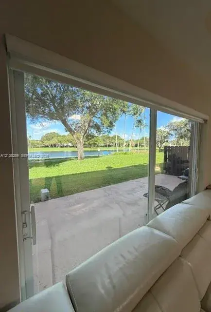 14911 SW 114th Ter, Miami FL 33196