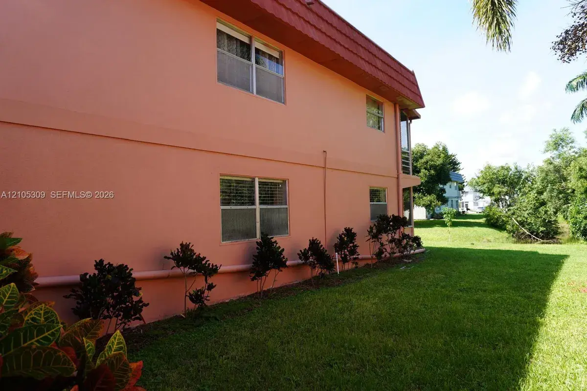 542 Saxony L # 542, Delray Beach FL 33446