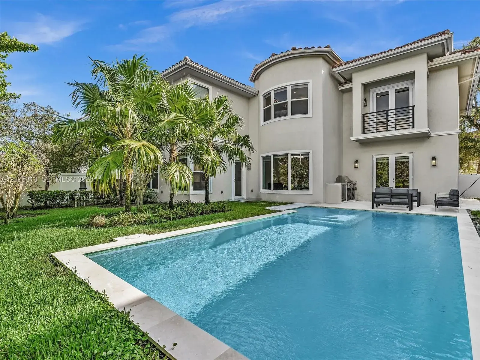 3539 Forest View Cir, Dania Beach FL 33312