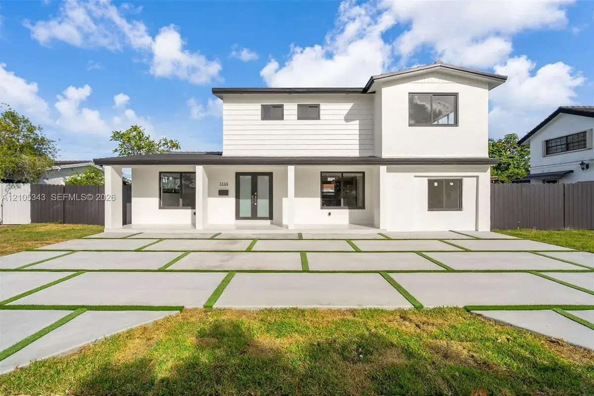 1735 SW 97th Pl, Miami FL 33165