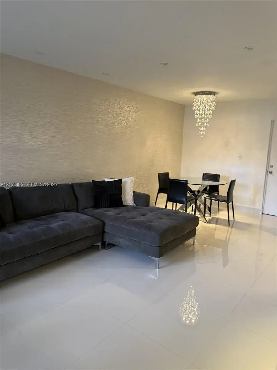 17570 Atlantic Blvd # 119, Sunny Isles Beach FL 33160