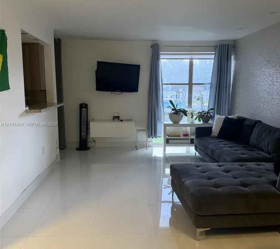 17570 Atlantic Blvd # 119, Sunny Isles Beach FL 33160