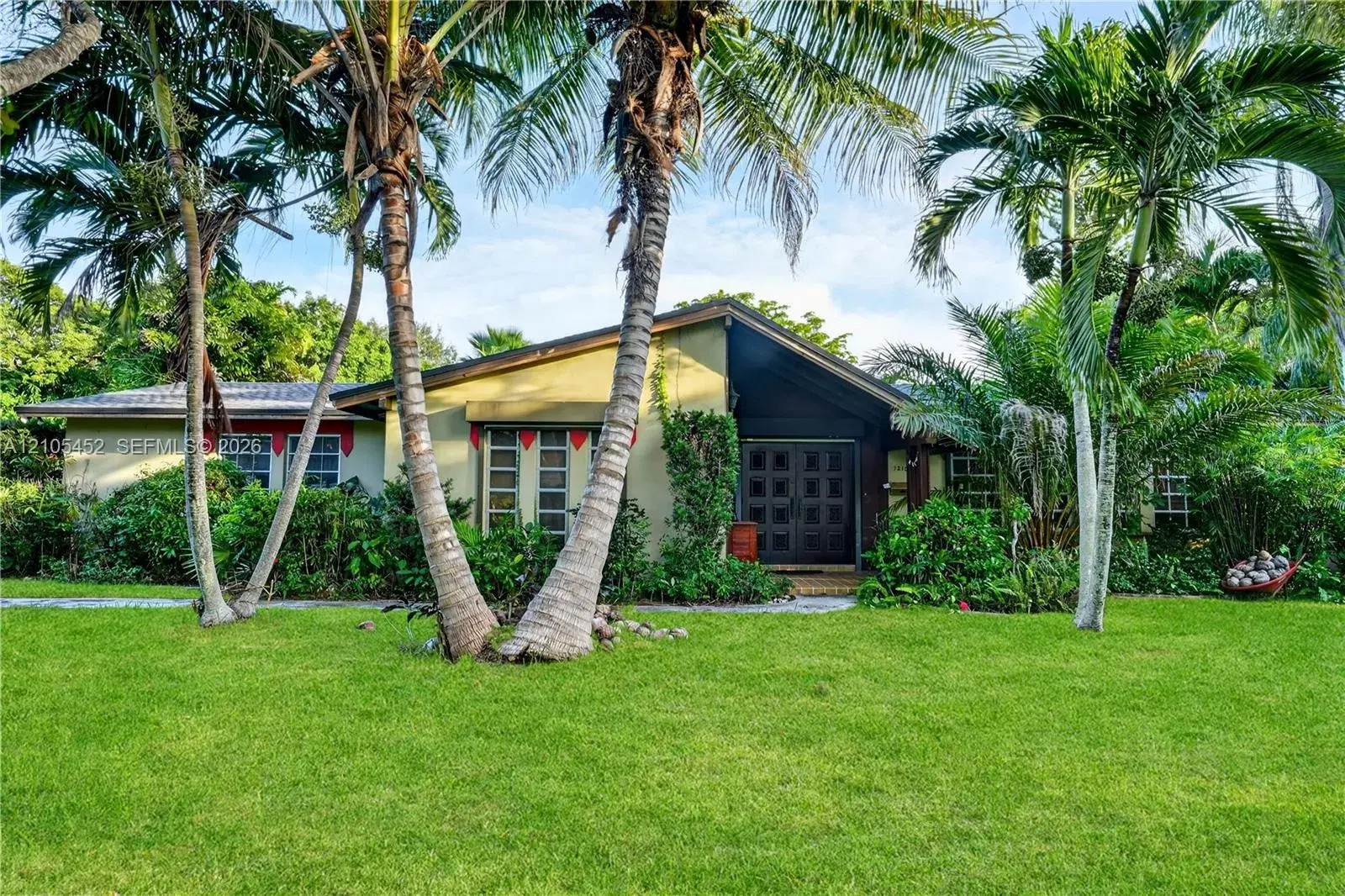 7210 SW 151st St, Palmetto Bay FL 33158