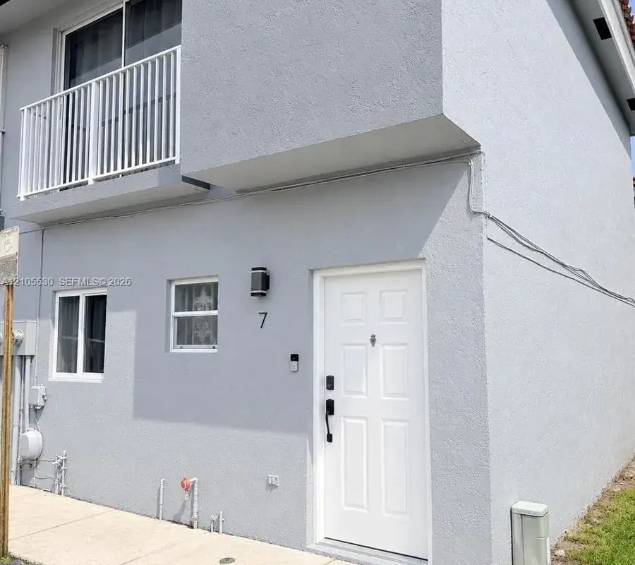 6570 SW 12th St # 6570, West Miami FL 33144