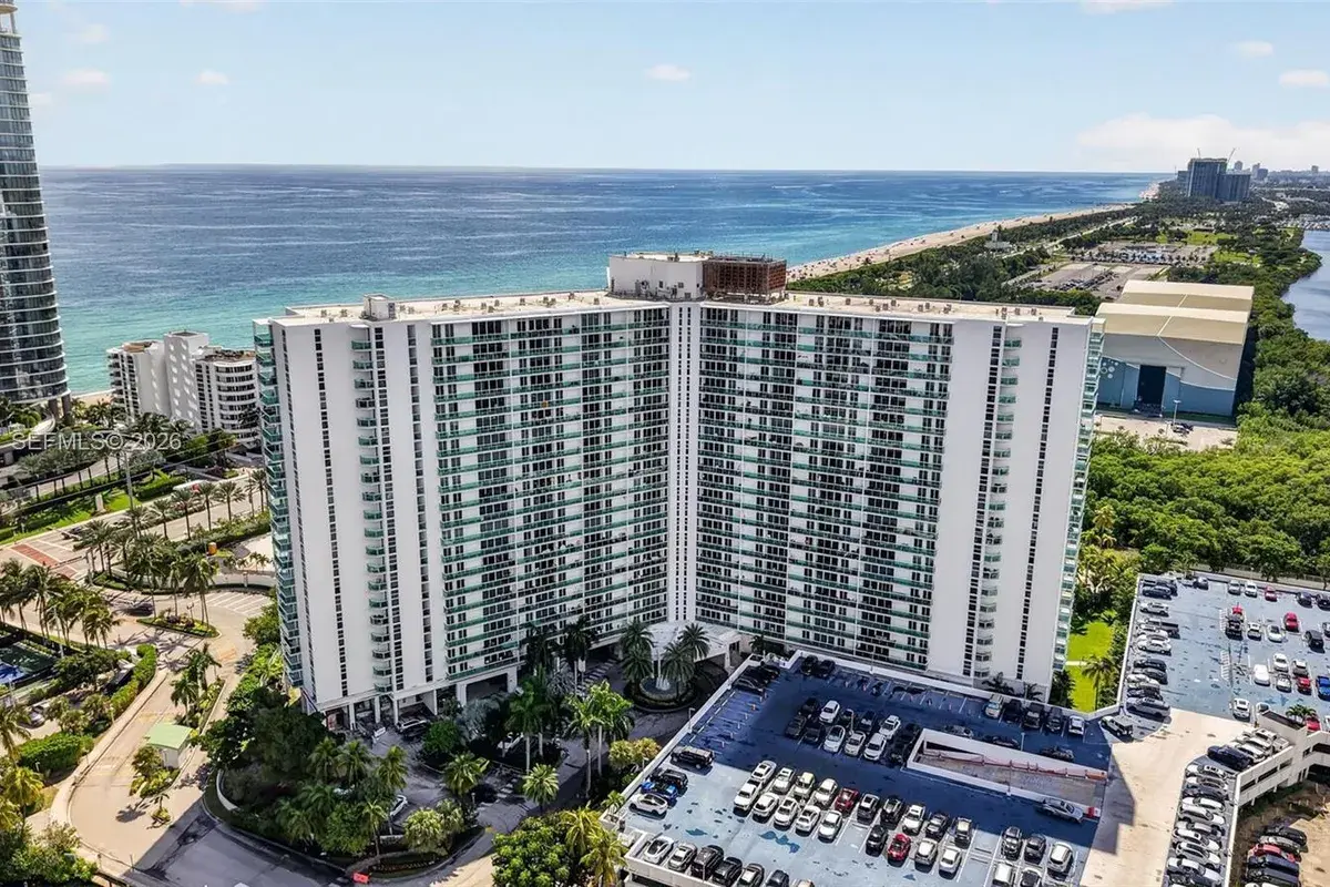 100 Bayview Dr # 710, Sunny Isles Beach FL 33160