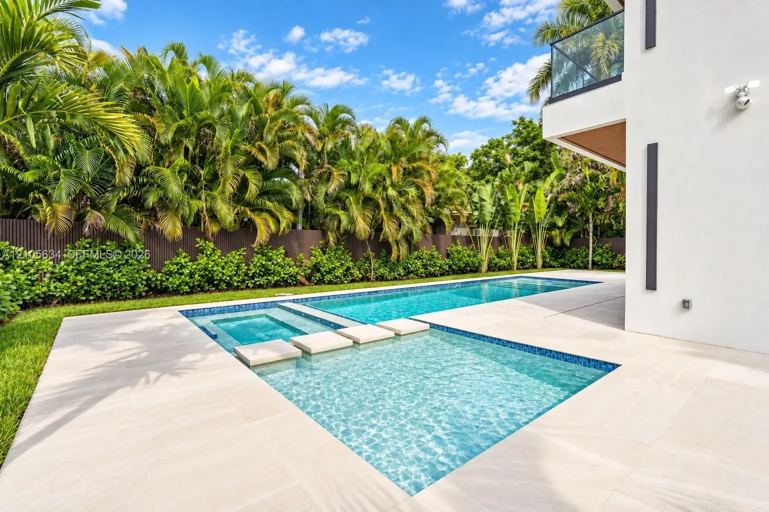 623 NE 16th Ter, Fort Lauderdale FL 33304