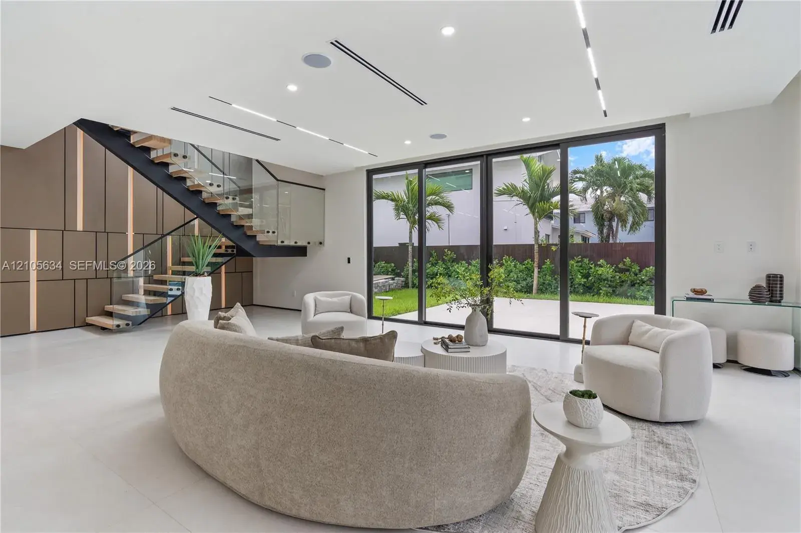 623 NE 16th Ter, Fort Lauderdale FL 33304