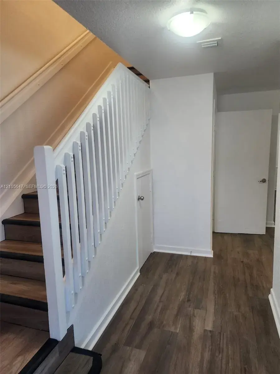 210 SW 3rd Ct, Florida City FL 33034