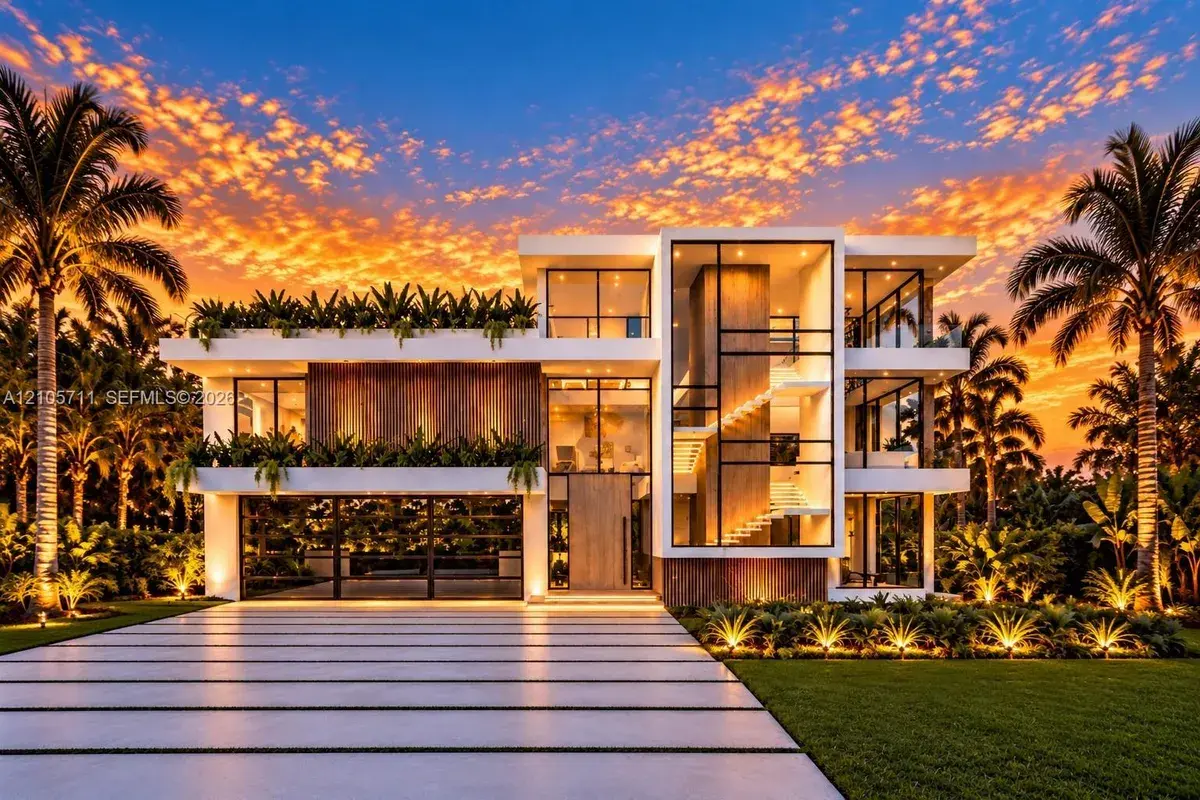 839 Orchid Dr, Boca Raton FL 33432