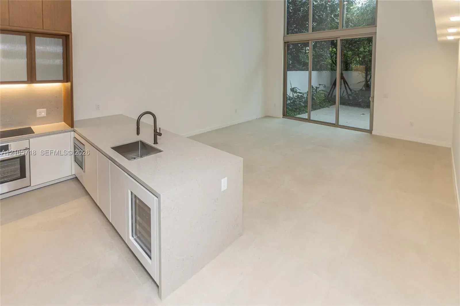 2200 Brickell Ave, Miami FL 33129