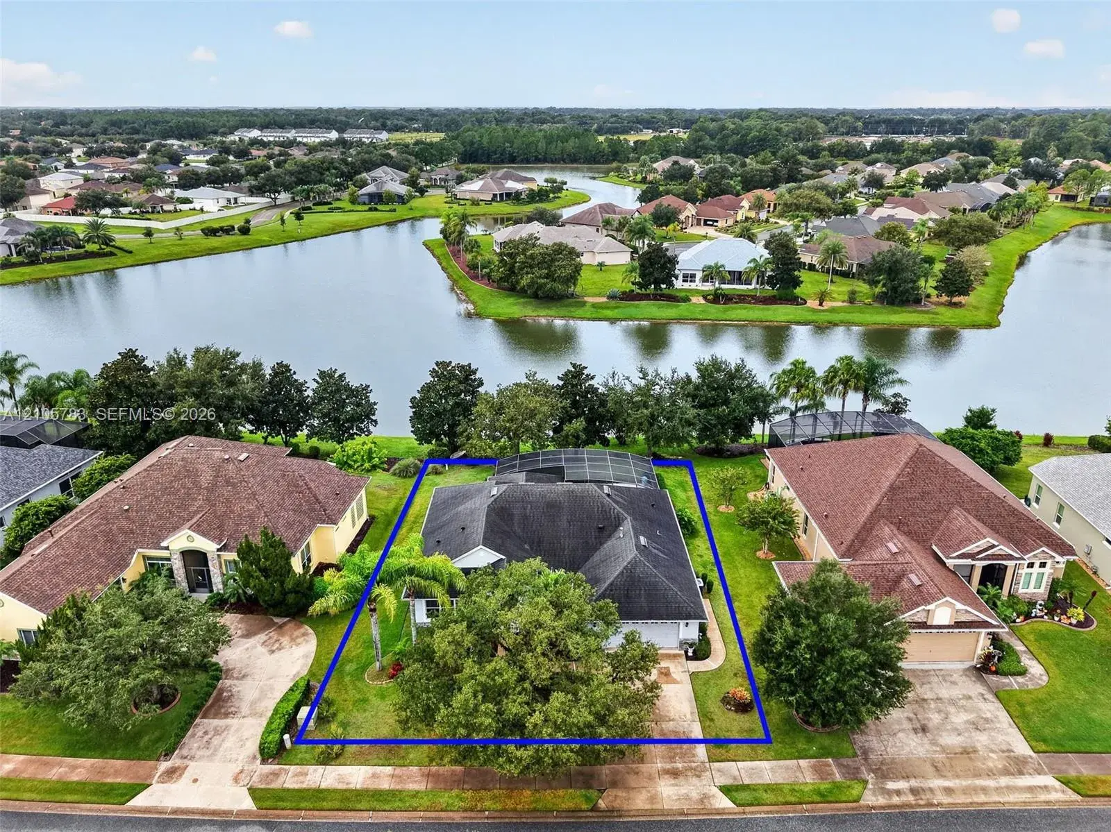 8889 Bridgeport Bay Circle, Mount Dora FL 32757