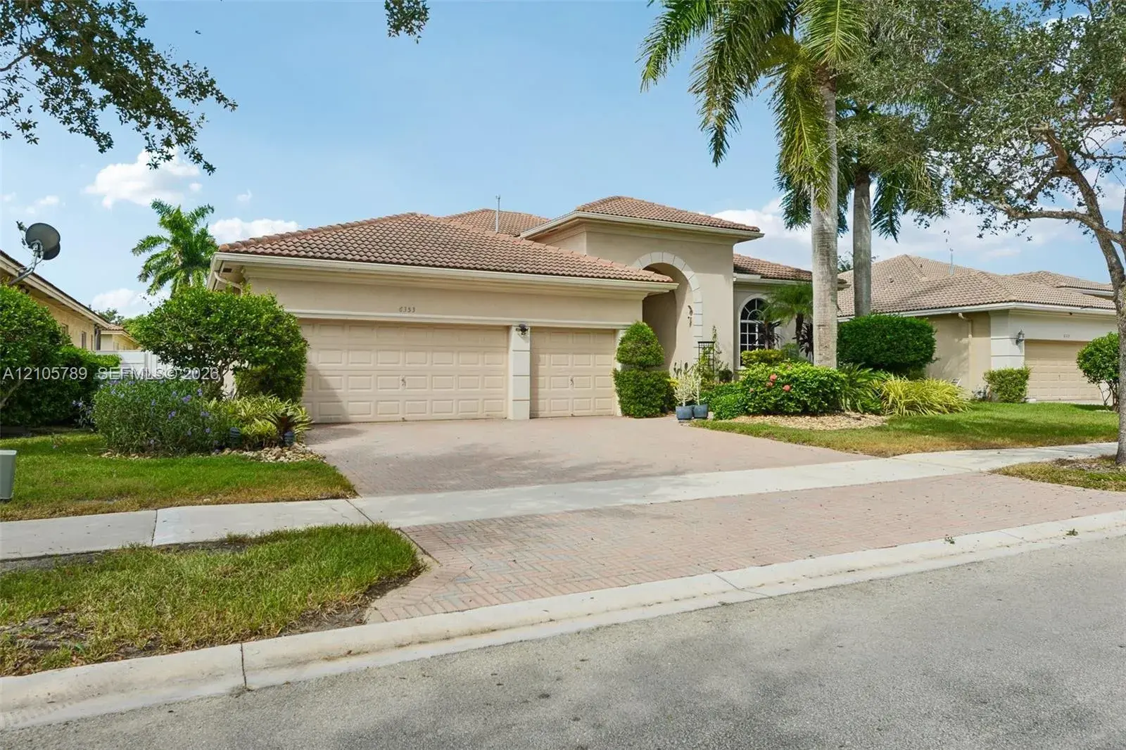 6353 SW 191st Ave, Pembroke Pines FL 33332