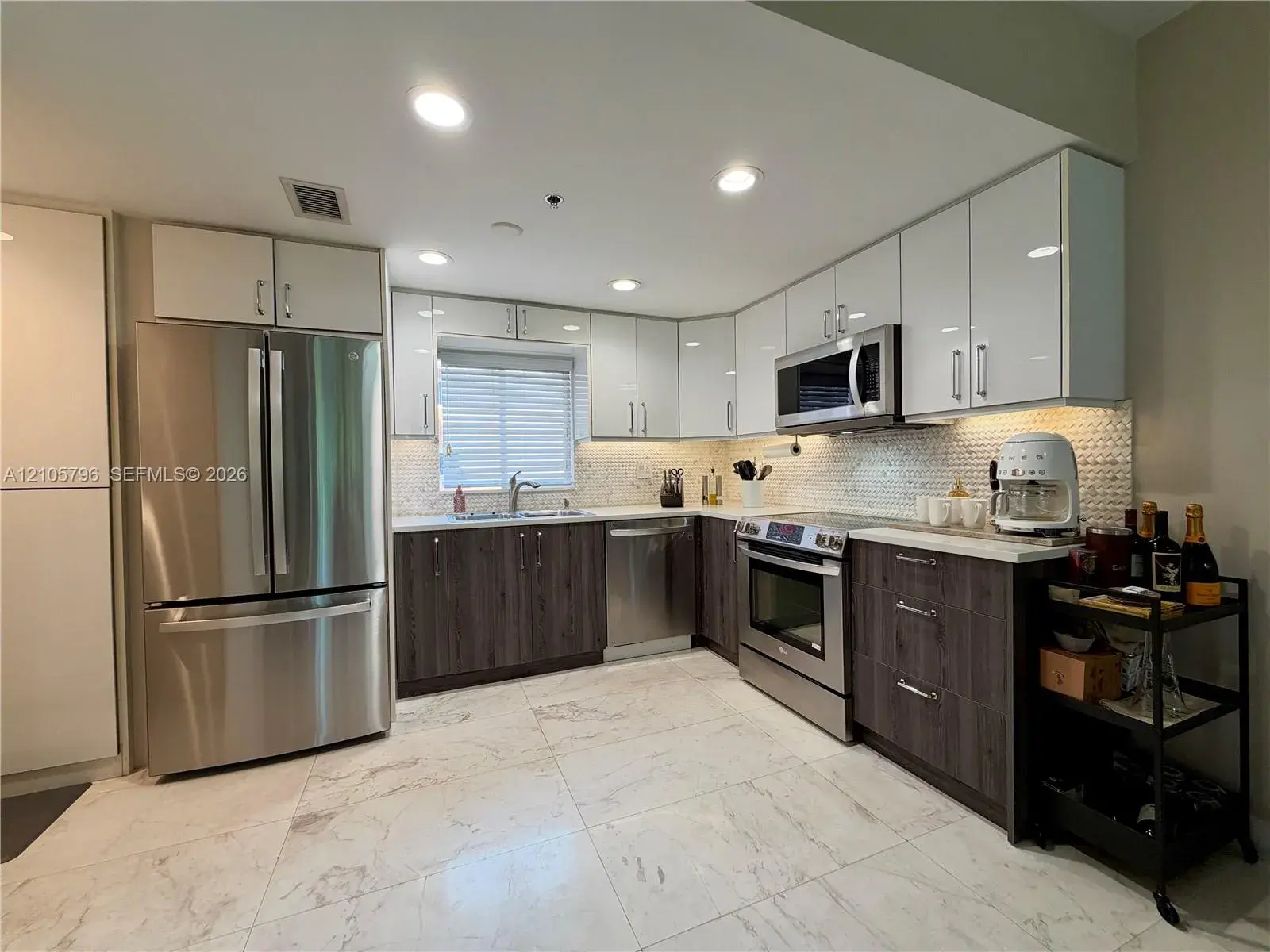 1611 SW 2nd Ct # A111, Miami FL 33129