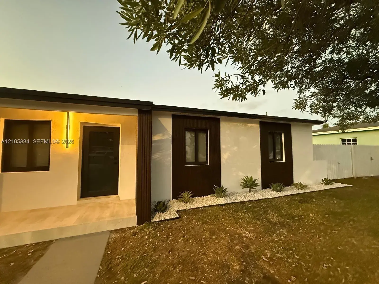 775 E 6th Pl, Hialeah FL 33010