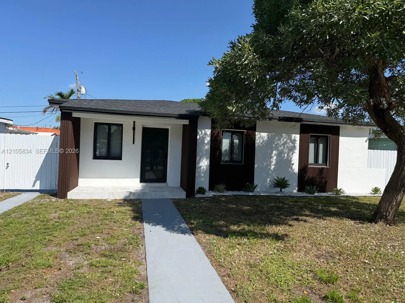 775 E 6th Pl, Hialeah FL 33010