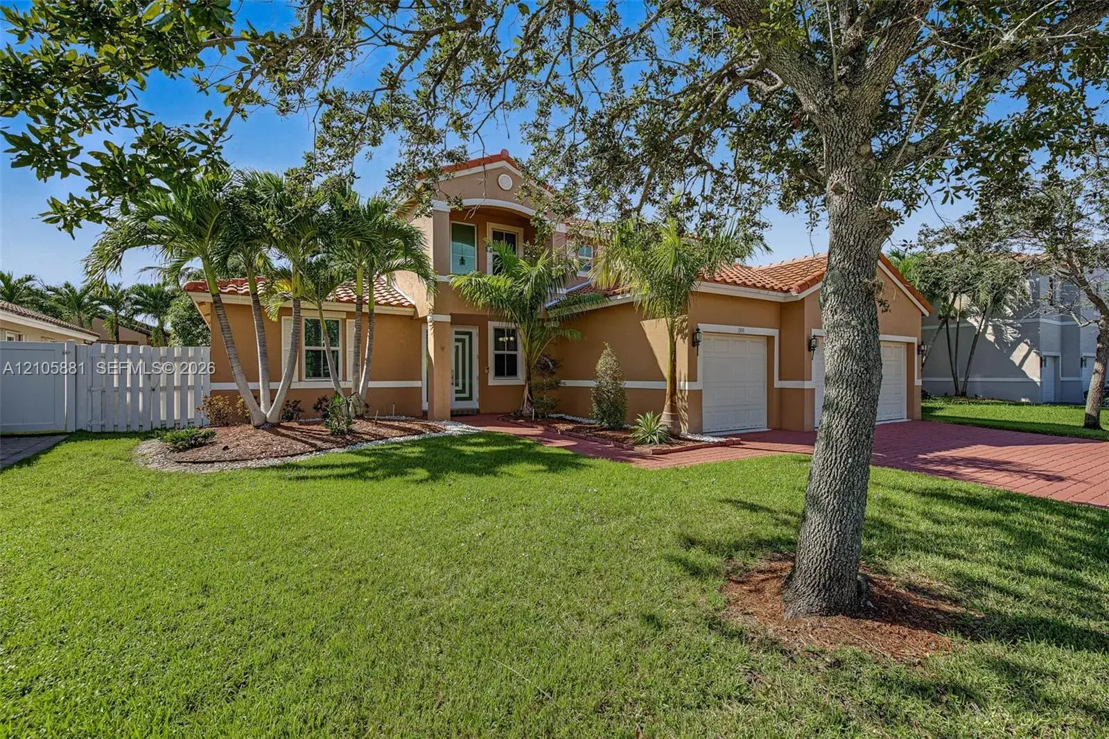 1588 SW 191st Ave, Pembroke Pines FL 33029