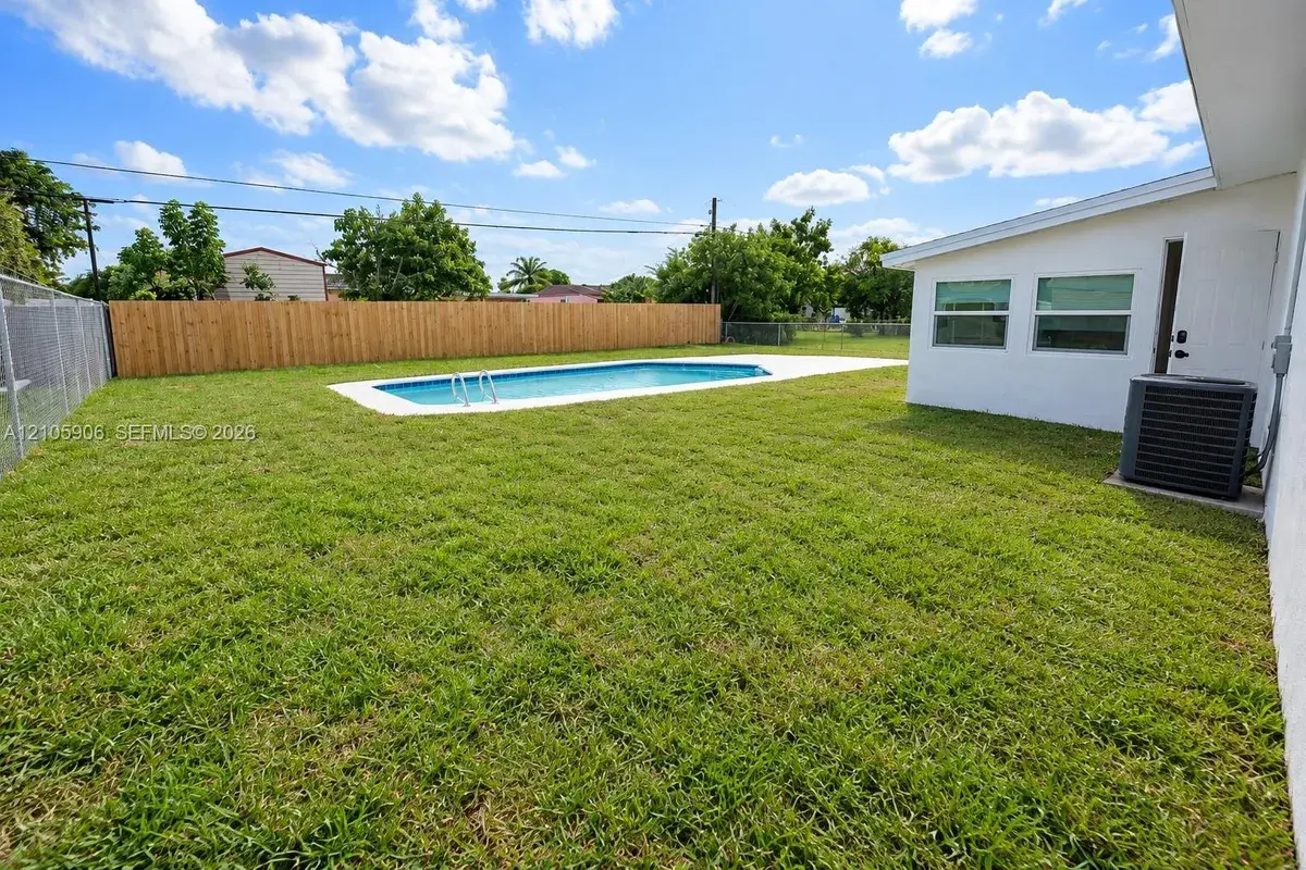 1608 NW 15th St, Fort Lauderdale FL 33311