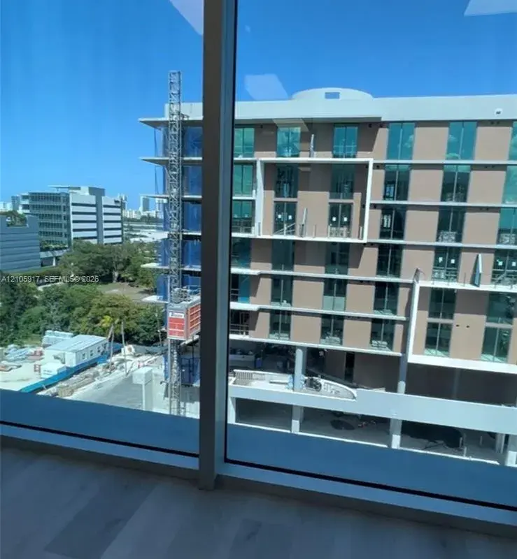 2820 NE 214th St # 912, Aventura FL 33180