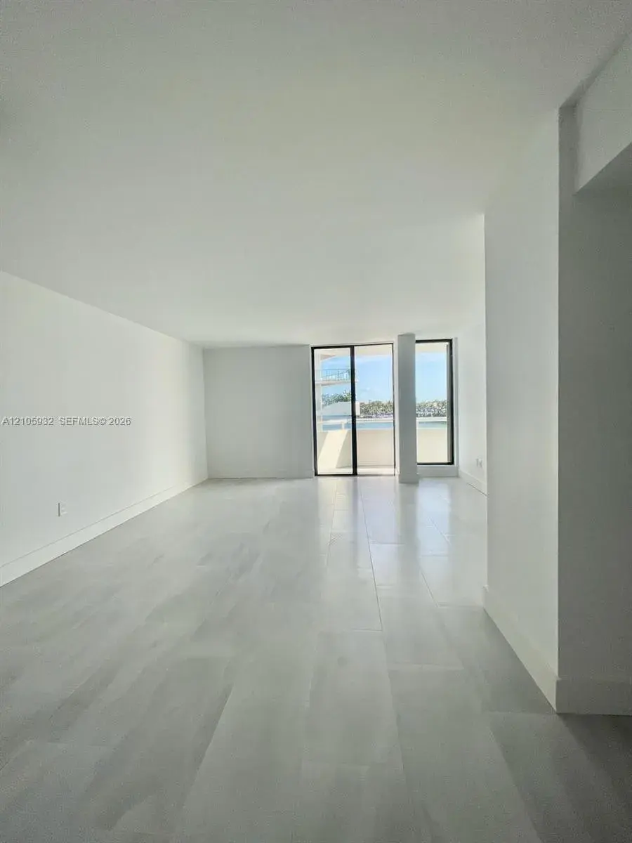 6820 Indian Creek Dr # 4D, Miami Beach FL 33141
