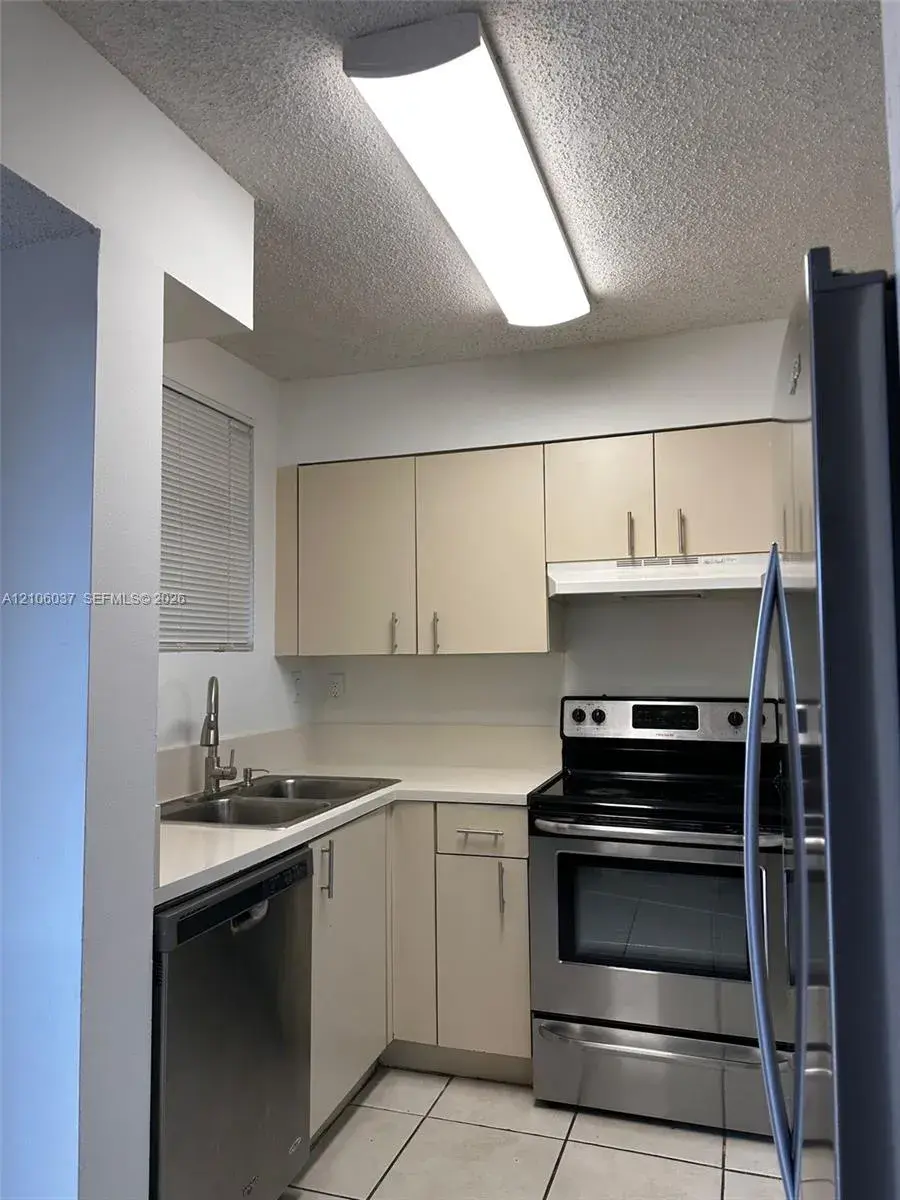 14951 SW 82nd Ln # 504, Miami FL 33193