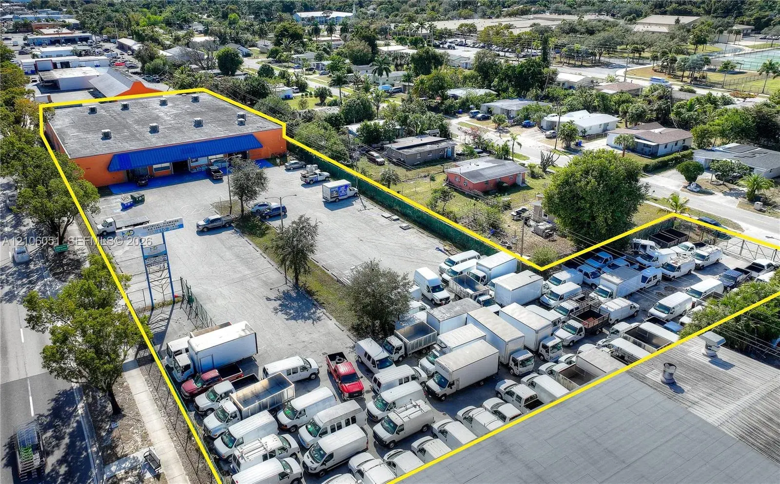 Commercial Sale for sale at 3040 Fowler Street, Fort Myers FL 33901