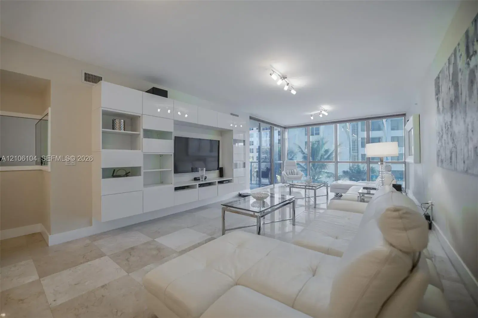 3101 S Ocean Dr # 404, Hollywood FL 33019