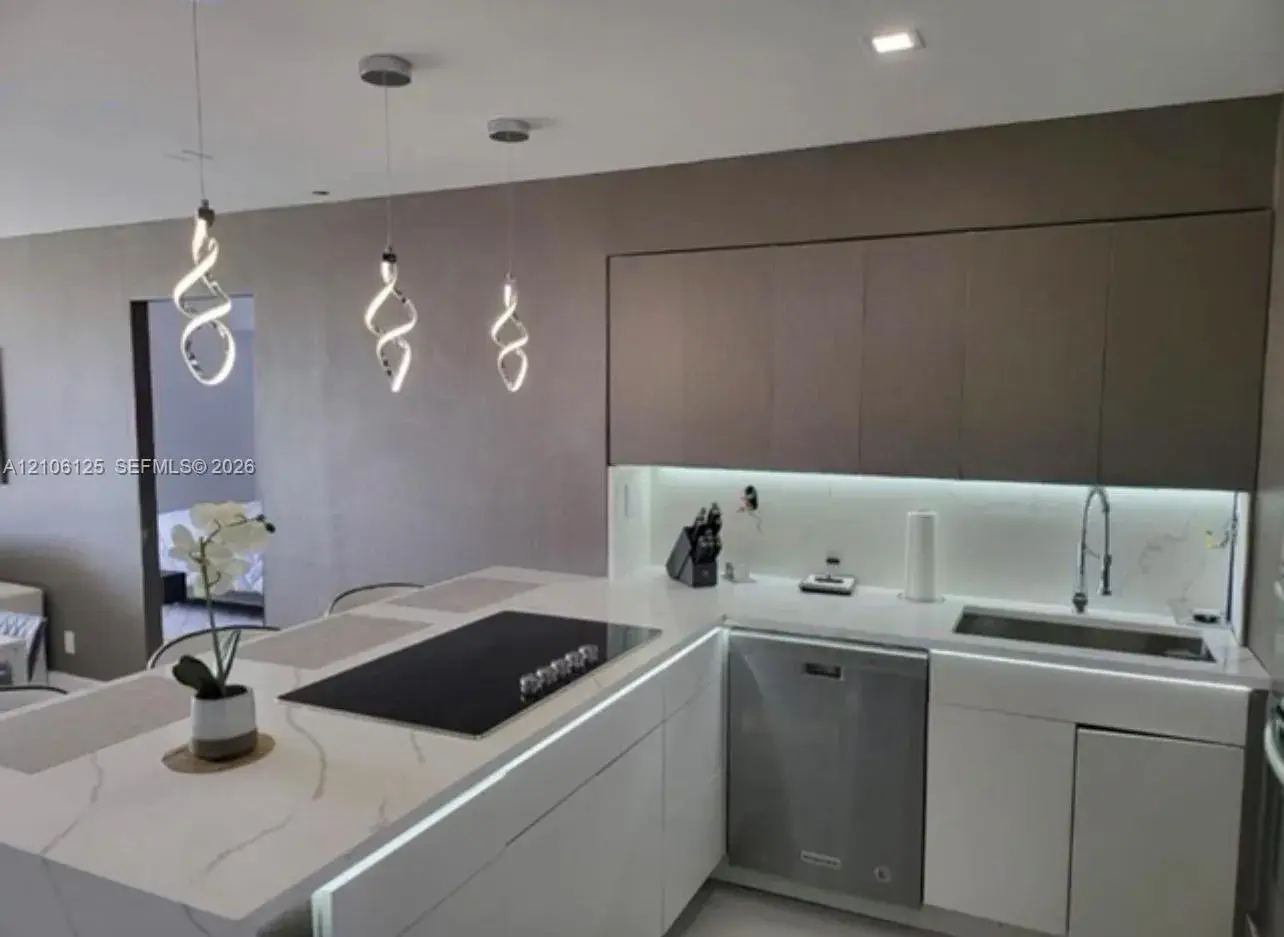 20379 W Country Club Dr # 1038, Aventura FL 33180
