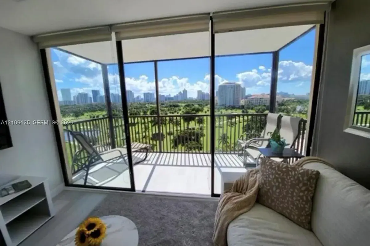 20379 W Country Club Dr # 1038, Aventura FL 33180