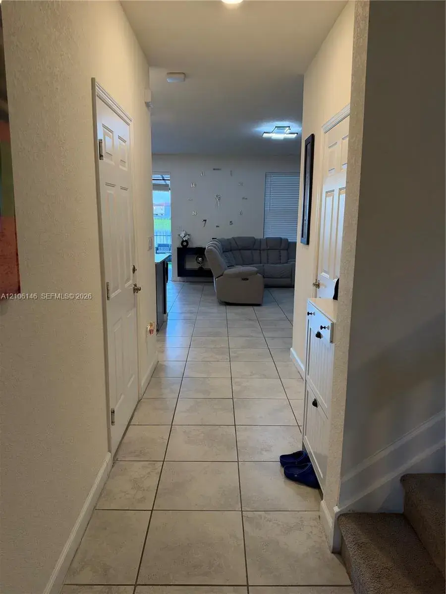 3259 W 100th Ter, Hialeah FL 33018
