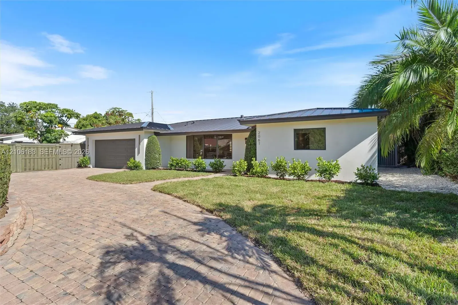 2061 NE 54th St, Fort Lauderdale FL 33308