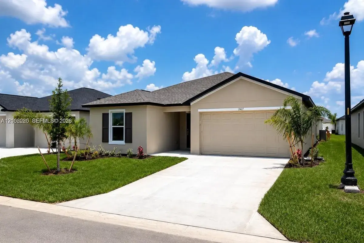 17610 Paradiso Way # 17610, North Fort Myers FL 33917