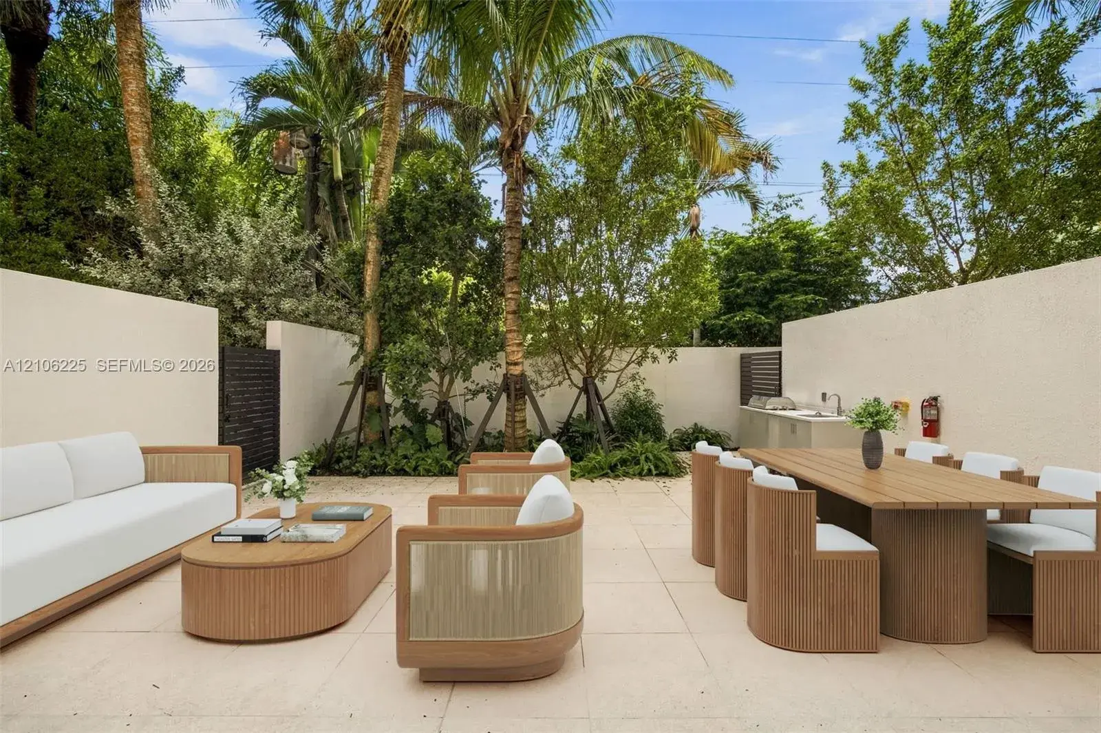 2200 Brickell Avenue, Miami FL 33129