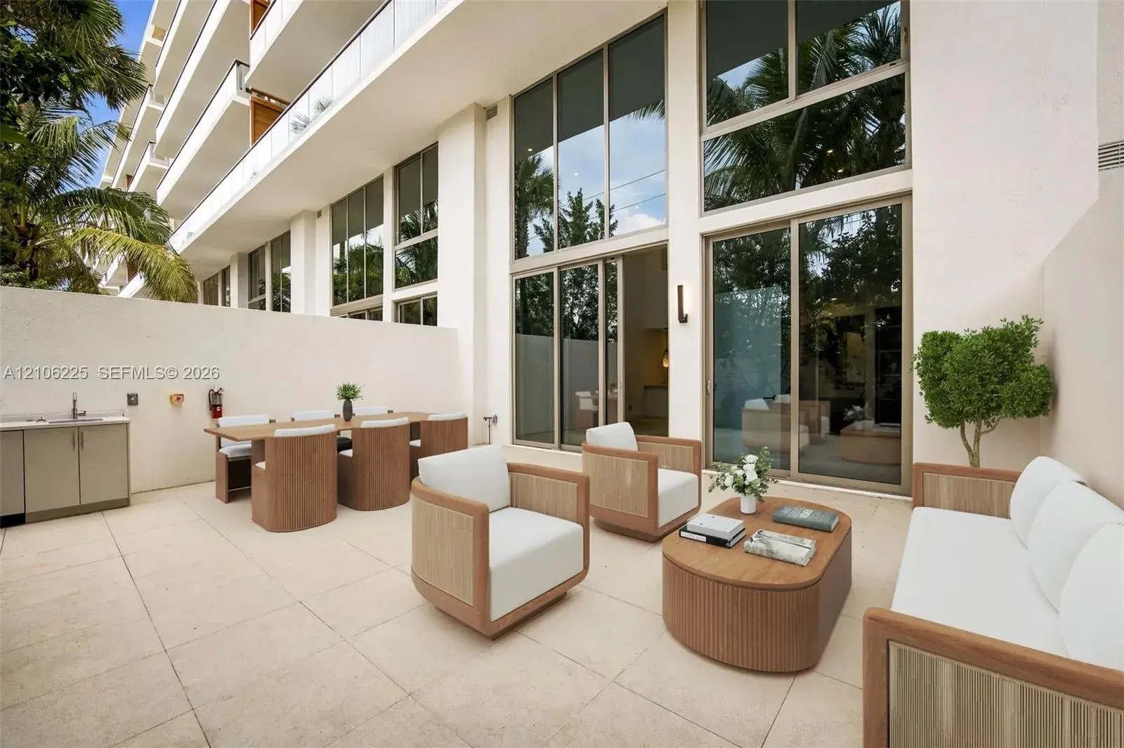2200 Brickell Avenue, Miami FL 33129