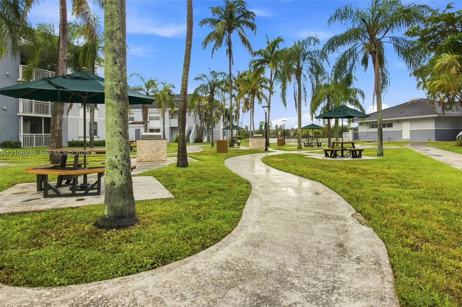 8590 SW 212th St # 207, Cutler Bay FL 33189
