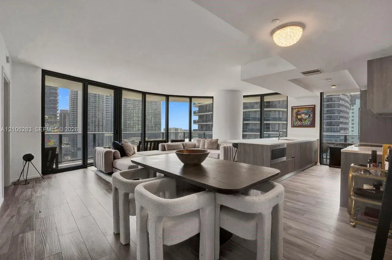 3 bedroom 4 bath Residential for sale at 801 S Miami Ave # 1801, Miami FL 33130