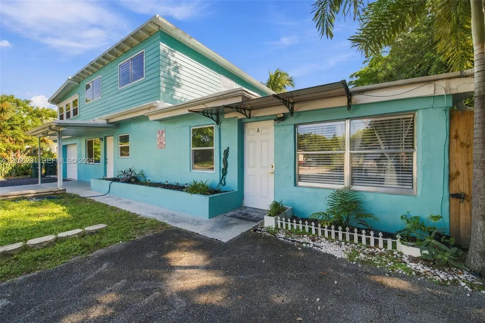 766 NW 42nd St, Oakland Park FL 33309