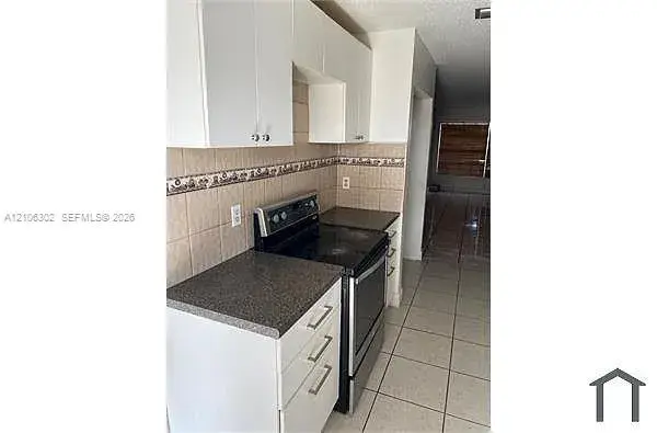 18240 NW 41st Pl, Miami Gardens FL 33055
