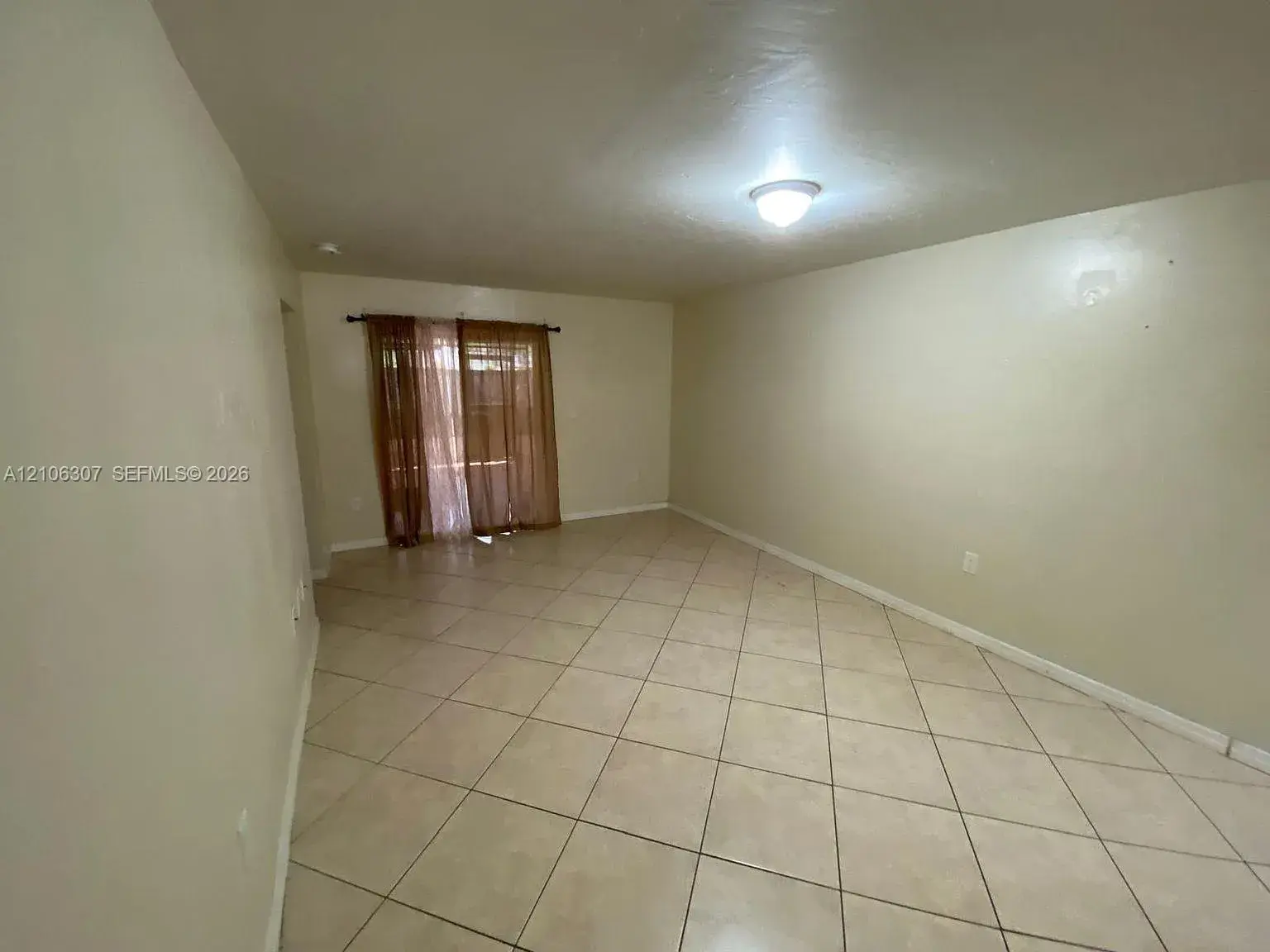 5525 W 26th Ct # 106, Hialeah FL 33016