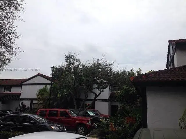 4859 SW 152nd Ct # 40, Miami FL 33185
