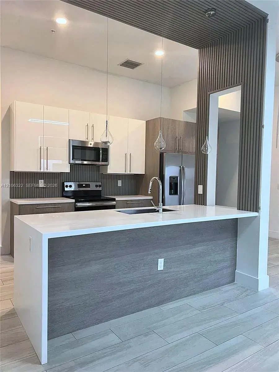 4428 NW 9th St, Plantation FL 33317