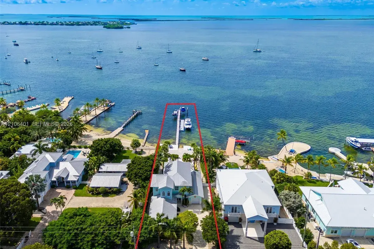 126 Point Pleasant Dr, Key Largo FL 33037