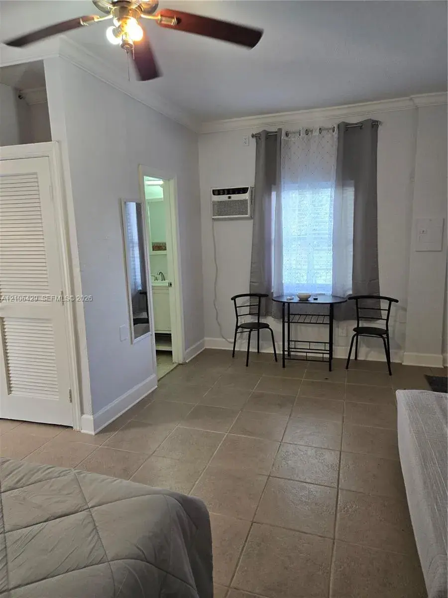 5712 Hollywood Blvd # 3, Hollywood FL 33021