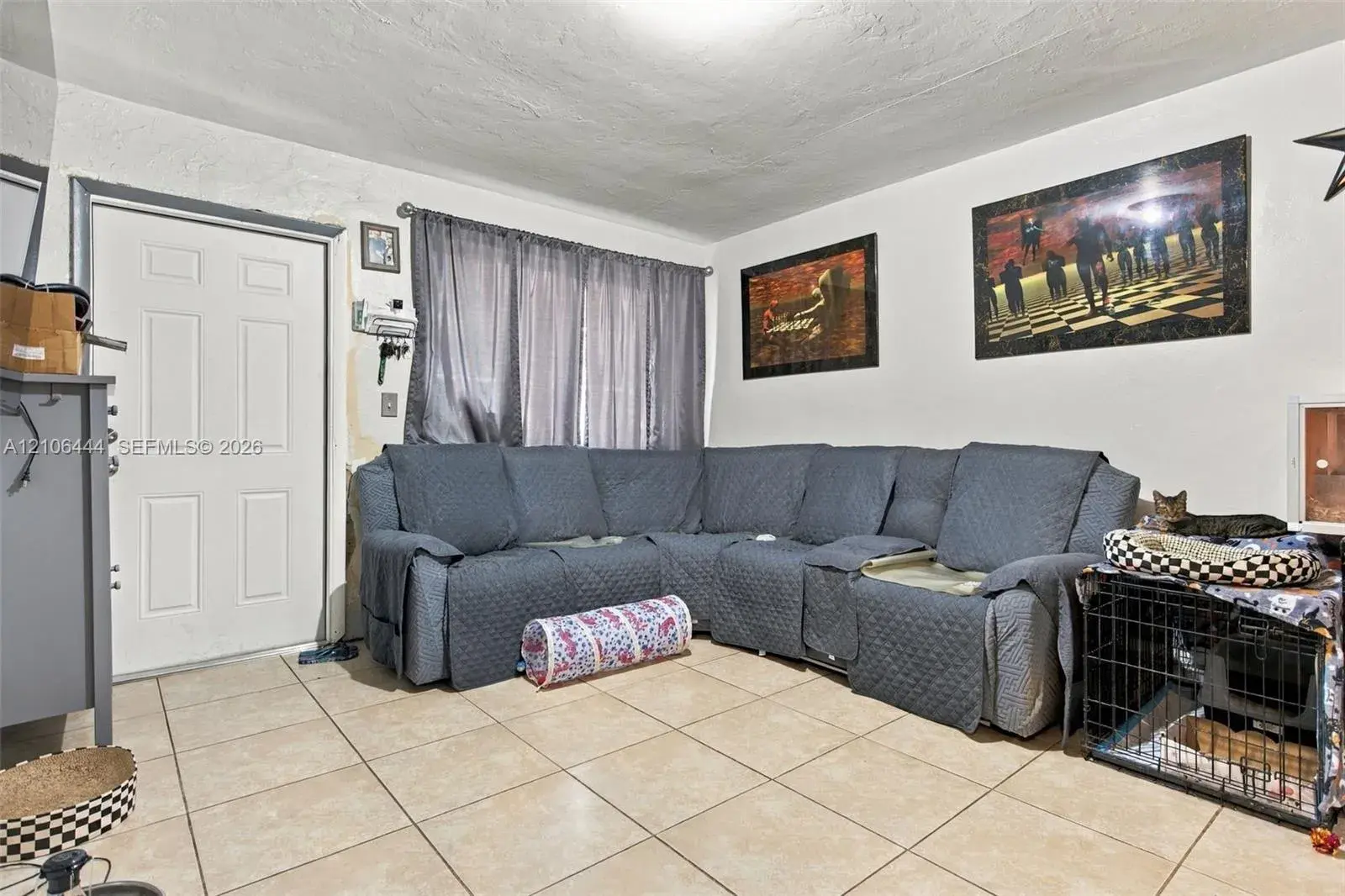 6351 Hayes St, Hollywood FL 33024