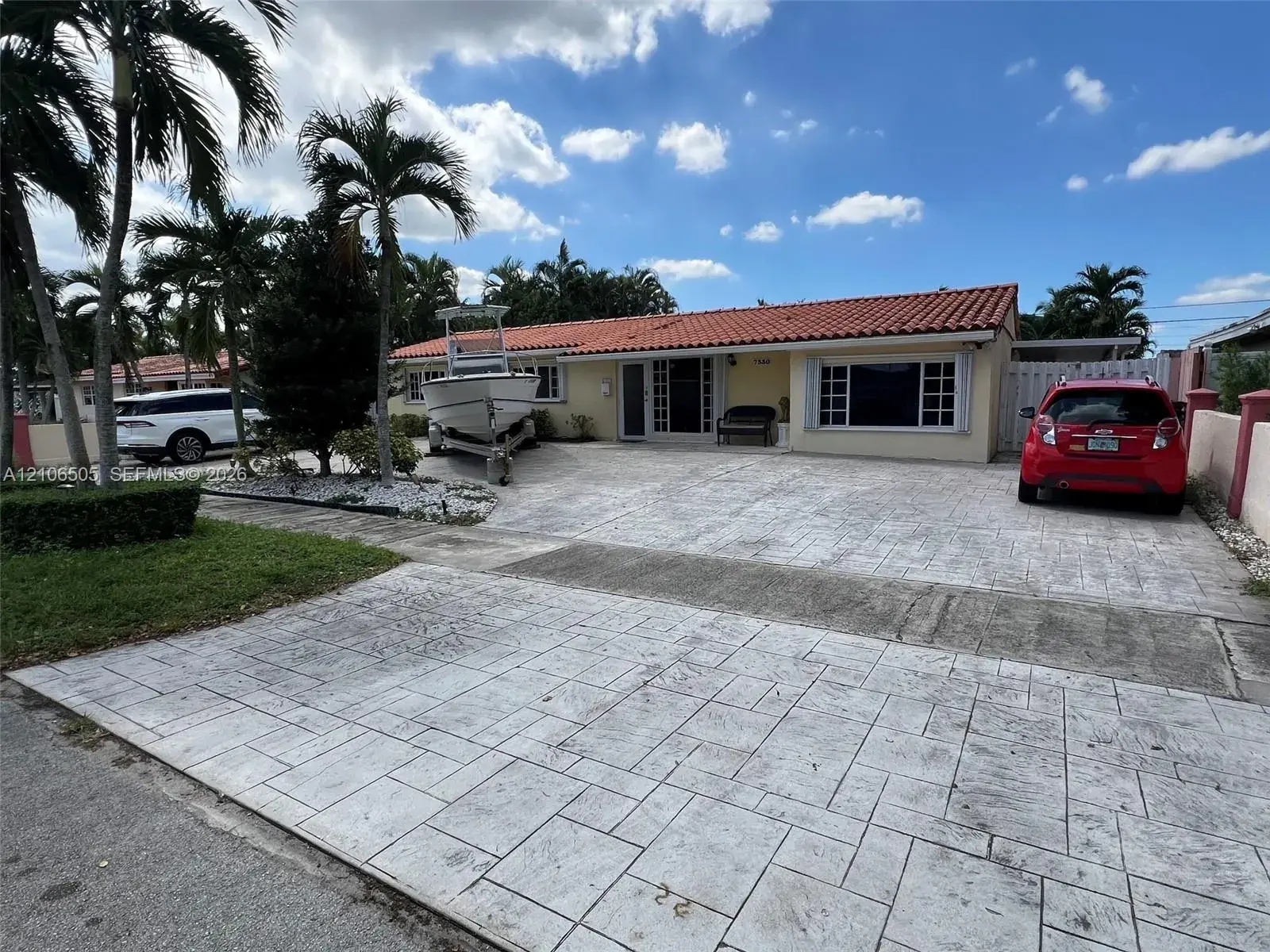 7330 W 14th Ave, Hialeah FL 33014